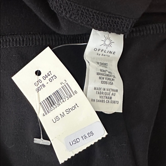 NWT Aerie Offline Black Leggings Med Short - Picture 4 of 5